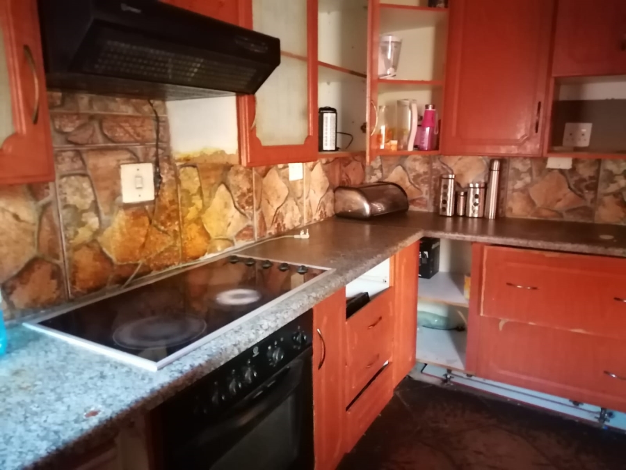 3 Bedroom Property for Sale in Geelhoutpark North West